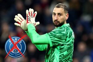 Gianluigi Donnarumma con la maglia del PSG sembra salutare