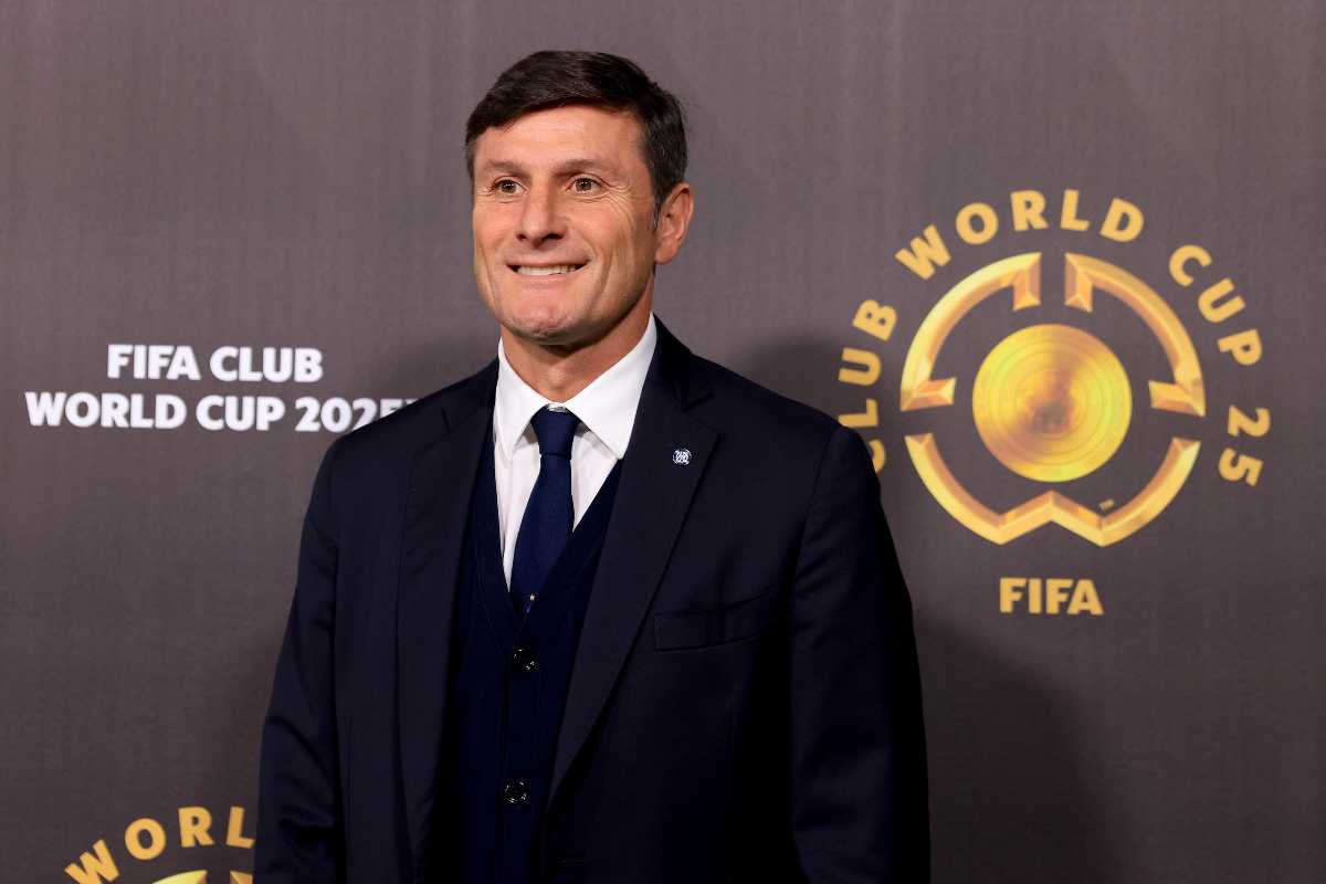 javier zanetti sorride